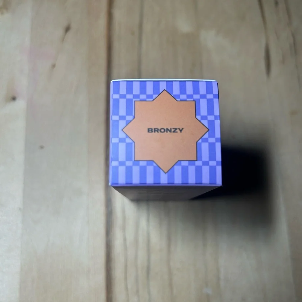 YOUTH FORIA Date Night Sunkissed Liquid Skin Enhancer - Bronzy, New in box